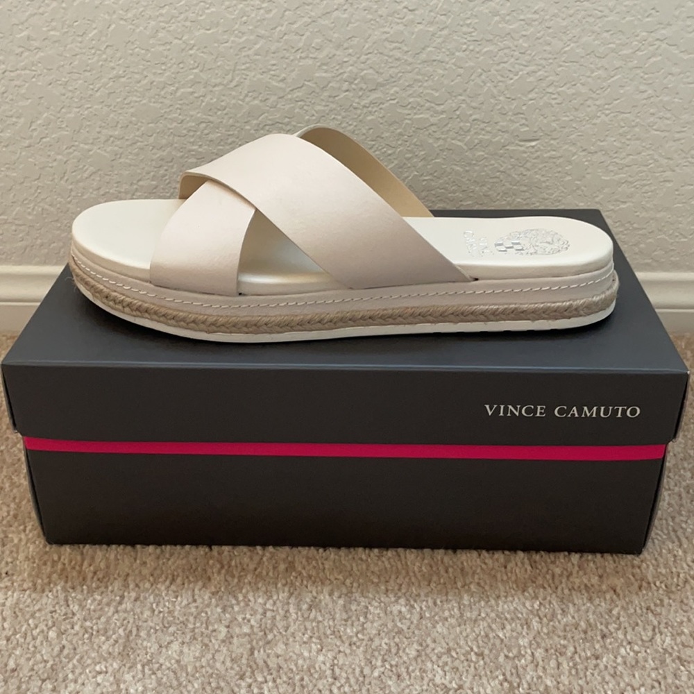 Size 9 Vince Camuto sandals